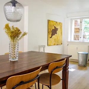 https://bright-apartment-next-to-the-kings-garden.copenhagenhotelselect.com