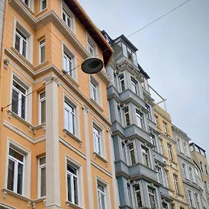 https://ozkaya-apartments-galata.istanbul-turkeyhotels.com